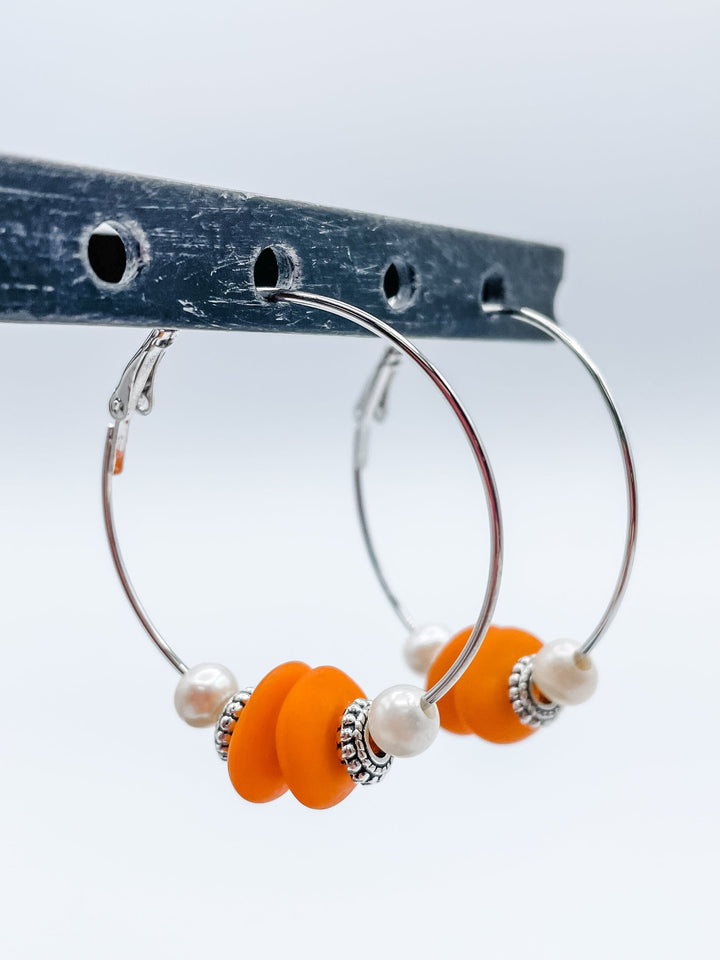 Classic Clasp Hoop Earrings with Freshwater Pearls and Colored Beads