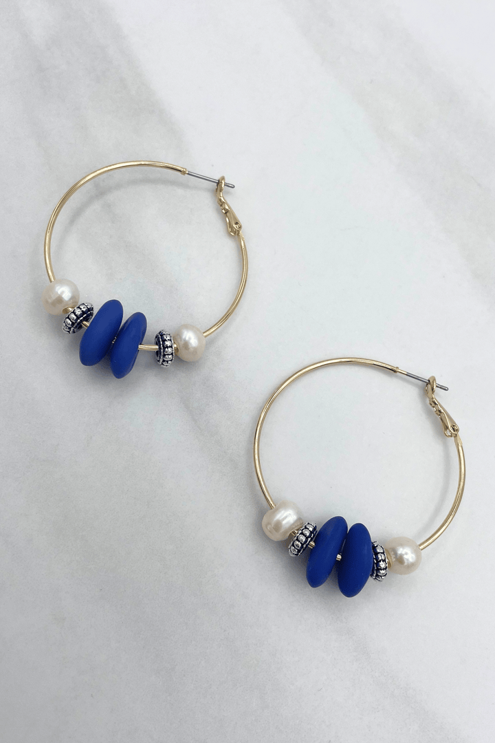 Classic Clasp Hoop Earrings with Freshwater Pearls and Colored Beads