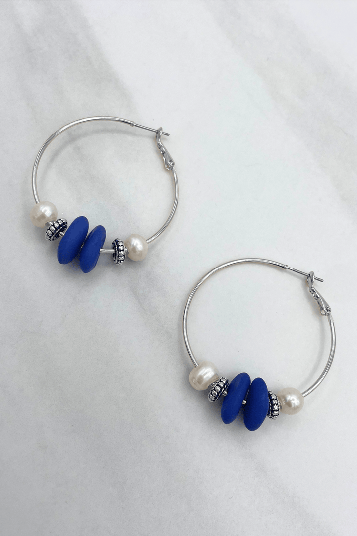 Classic Clasp Hoop Earrings with Freshwater Pearls and Colored Beads