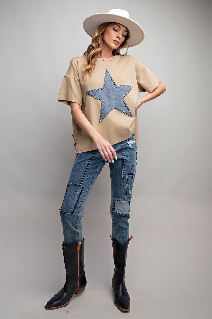 Easel Short Sleeve Star Patch Attached Mineral Washed Loose Fit Knit Top