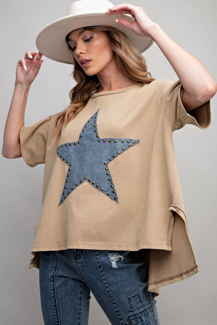 Easel Short Sleeve Star Patch Attached Mineral Washed Loose Fit Knit Top