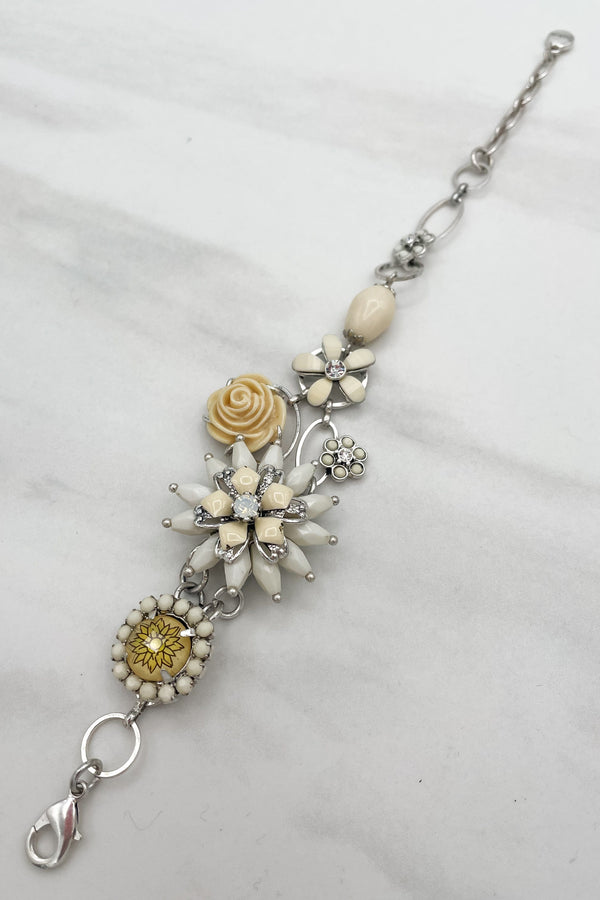 Gardenia Floral Chain Bracelet