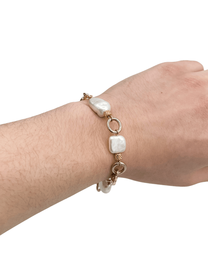 Golden Ethereal Pearl Bracelet