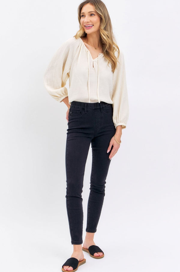 Judy Blue High Waist Pull On Shield Pocket Skinny Jeans