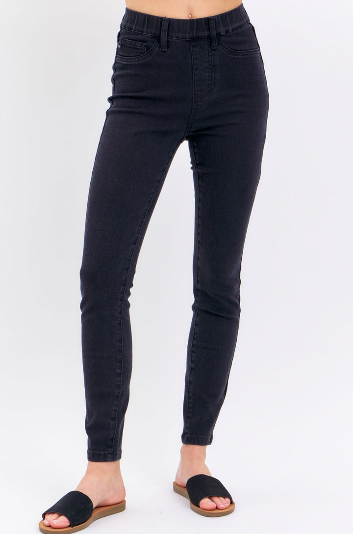 Judy Blue High Waist Pull On Shield Pocket Skinny Jeans