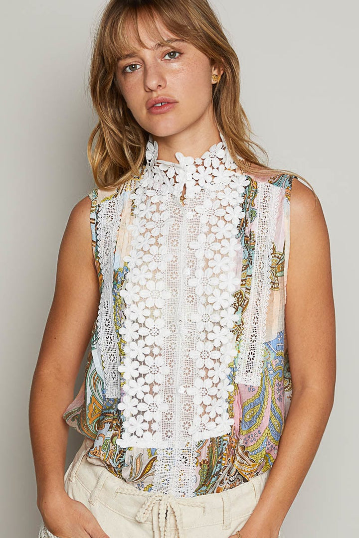 POL Floral Lace Mock Neck Floral Print Contrast Sleeveless Top