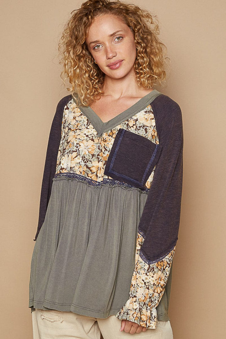 POL V-Neck Front Pocket Balloon Sleeve Floral Jersey Top