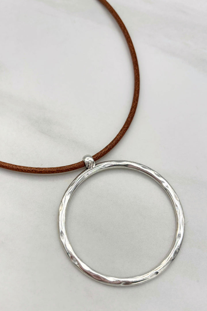 Rippled Metal Circle Pendant Short Thick Genuine Leather Cord Adjustable Necklace