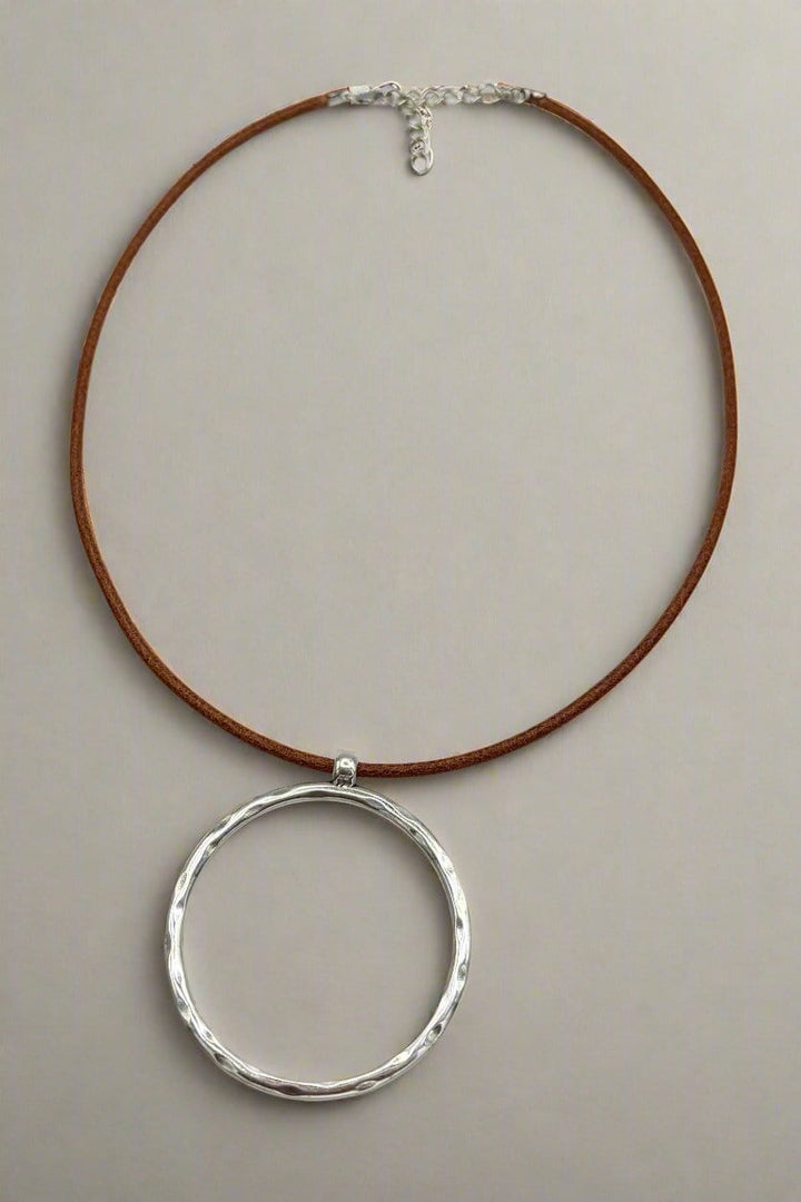 Rippled Metal Circle Pendant Short Thick Genuine Leather Cord Adjustable Necklace