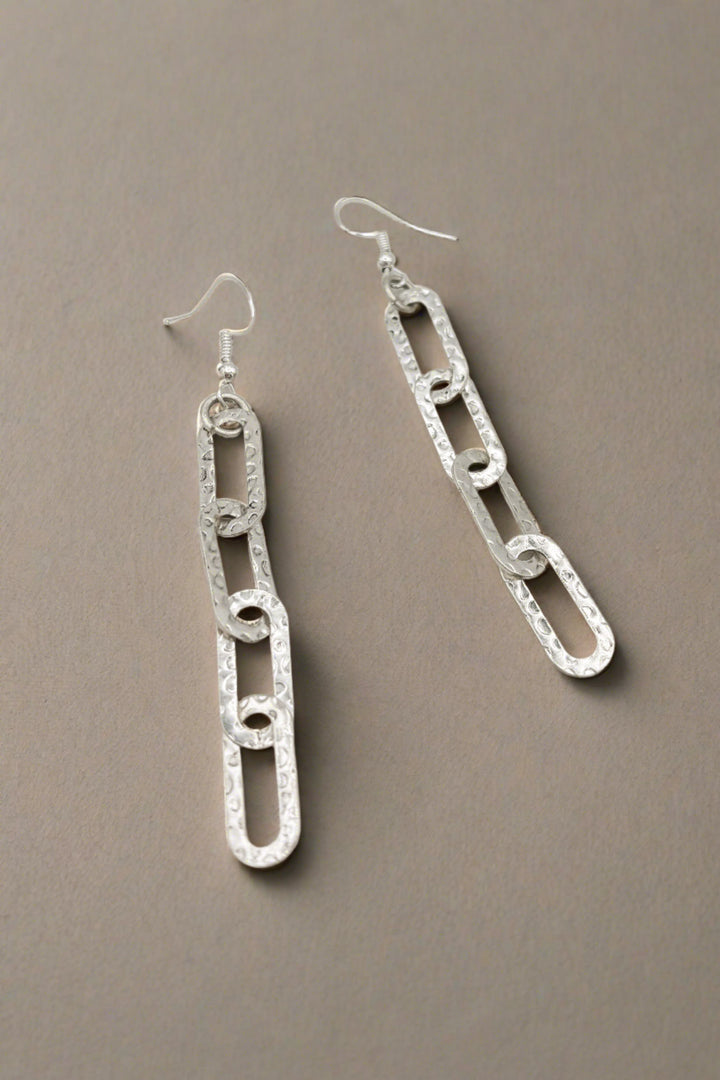 Rippled Oval Chain Link Dangle Earrings