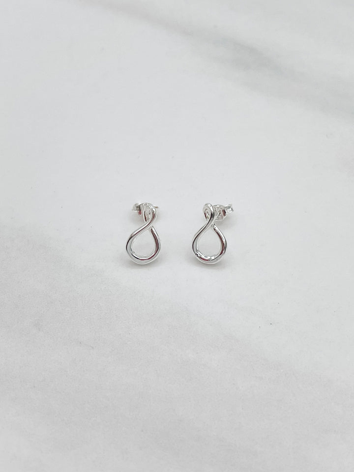 Sterling Silver Knot Stud Earring