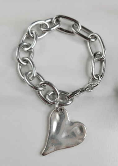 Suki Bracelet Handmade with Chain and Heart Charm