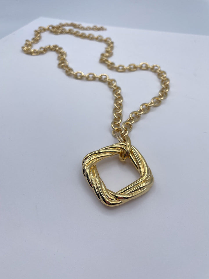 Vintage Gold Twisted Square on Chain Necklace