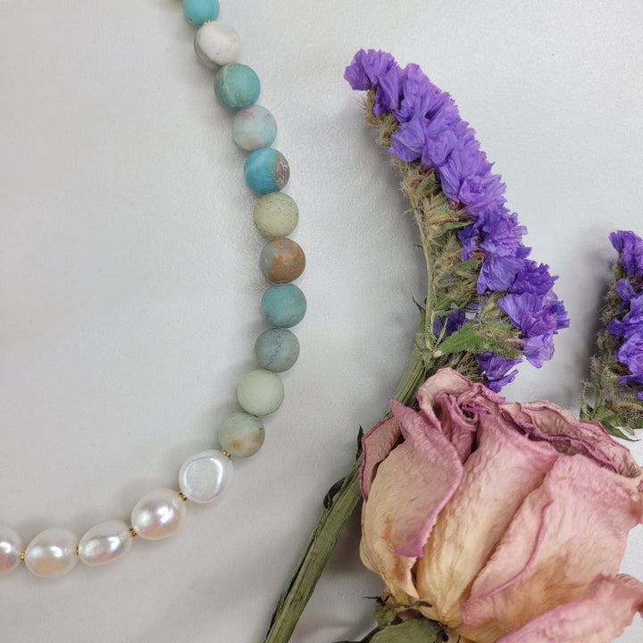 Alya Necklace with Freshwater Pearls