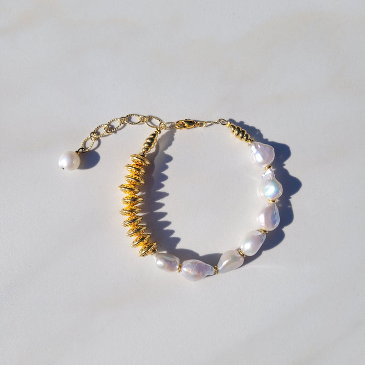 Athena Pearl Bracelet