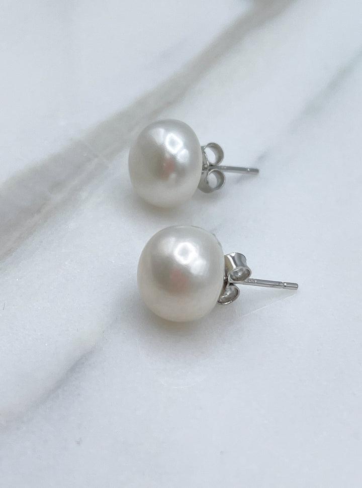 10mm Pearl Studs