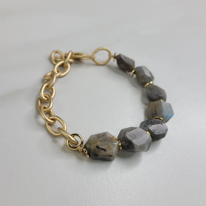 Johona Bracelet Handmade with Cable Chain and Labradorite Stones