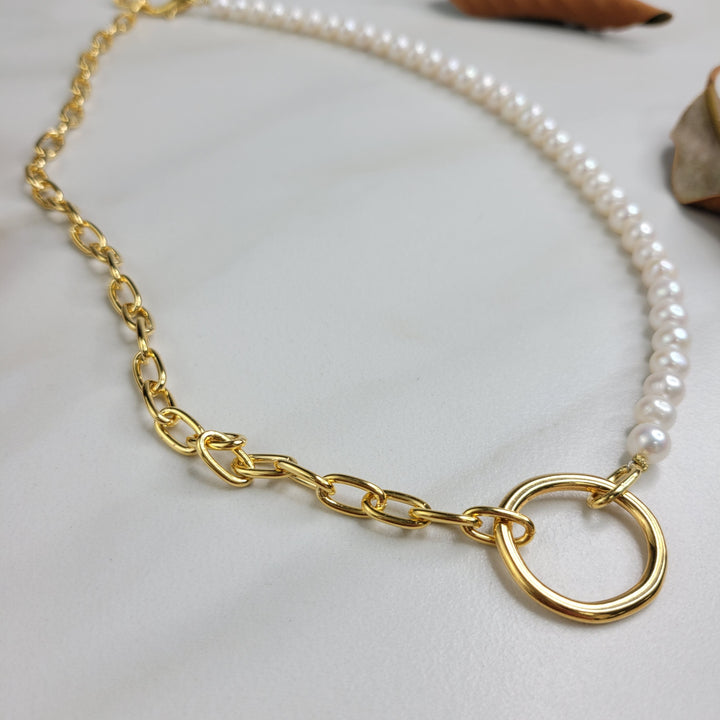 Missy Necklace Handmade with Freshwater Pearls and Gold Plated Chain