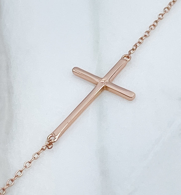 Sterling Silver Cross Bracelet with Clasp