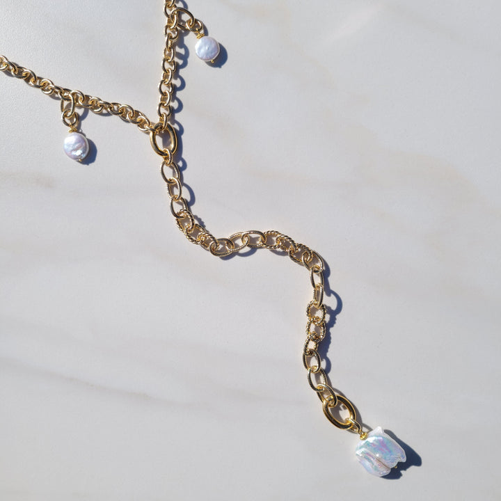 The Nile Pearl Y Necklace