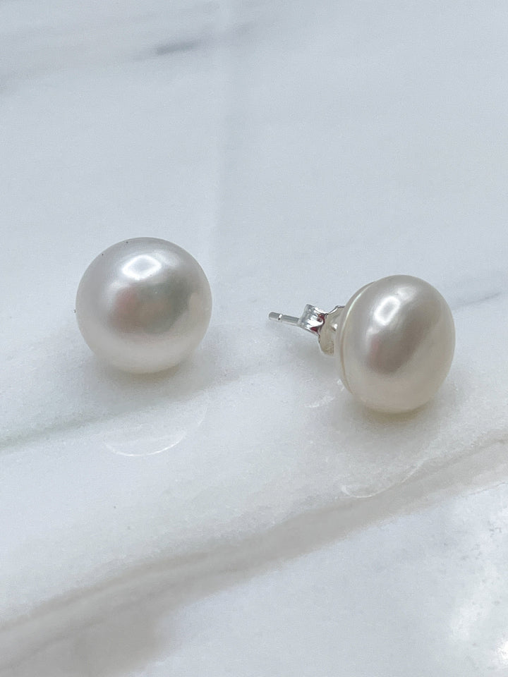 Women's 12mm Pearl Stud Earrings