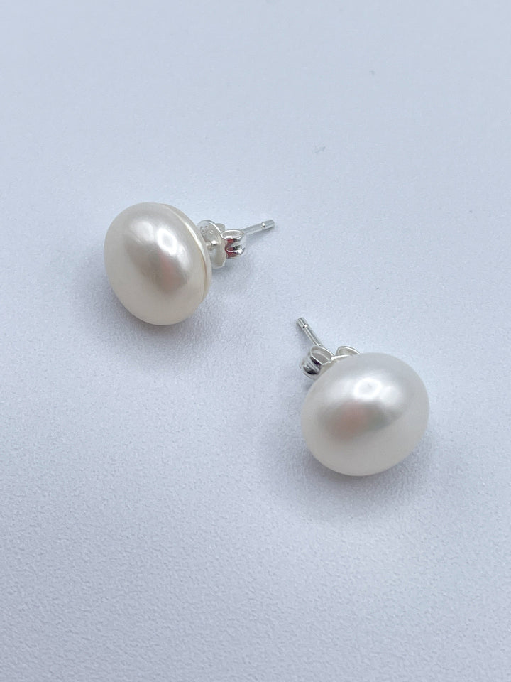 Women's 12mm Pearl Stud Earrings