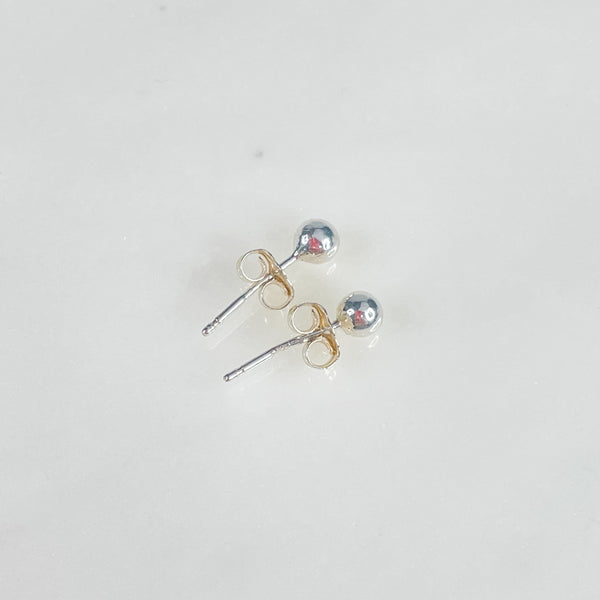 Women's Sterling Silver 4mm Ball Stud Earring